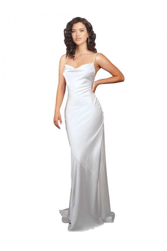 Blanc Fourreau Balayage train Satiné Soyeux Simple Plage Robes de mariée Pas Chère