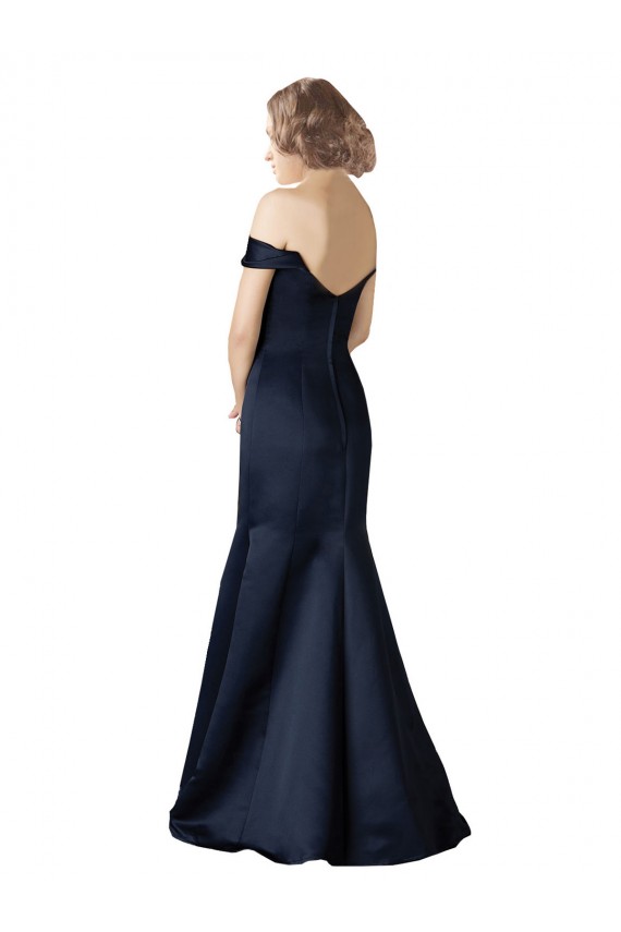 Bleu marine foncé Sirène Épaule Dénudée Col V Satiné Longue Robes demoiselle d'honneur / Robes de bal Pas Chère