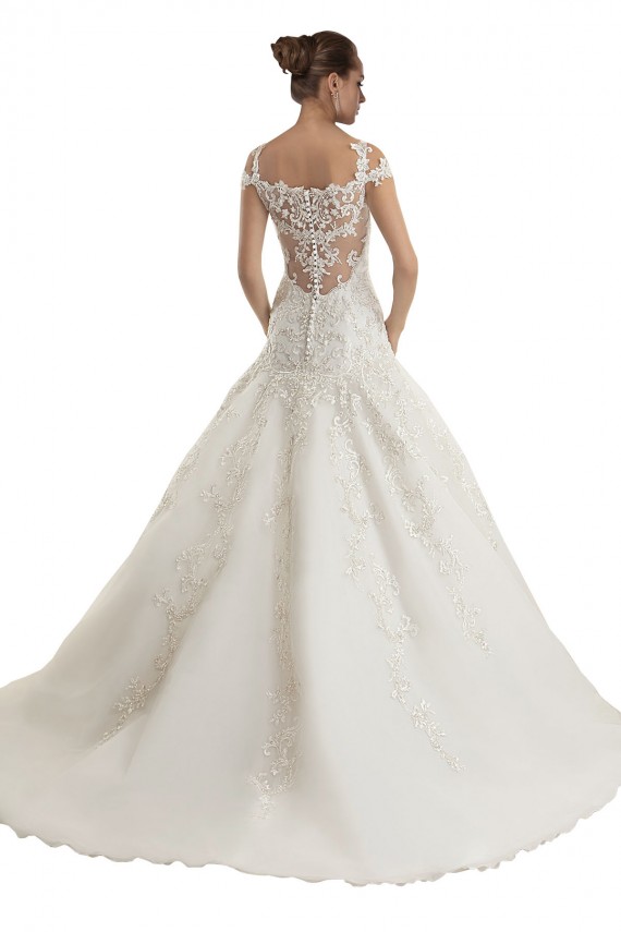 Ivoire Sirène Épaule Dénudée Balayage train Tulle Dentelle Robes de mariée Pas Chère